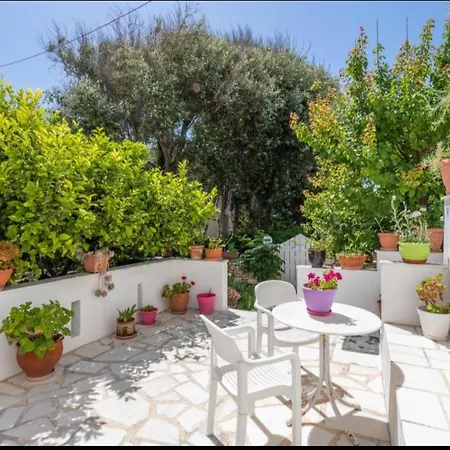 Orion 2 Naousa (Paros)